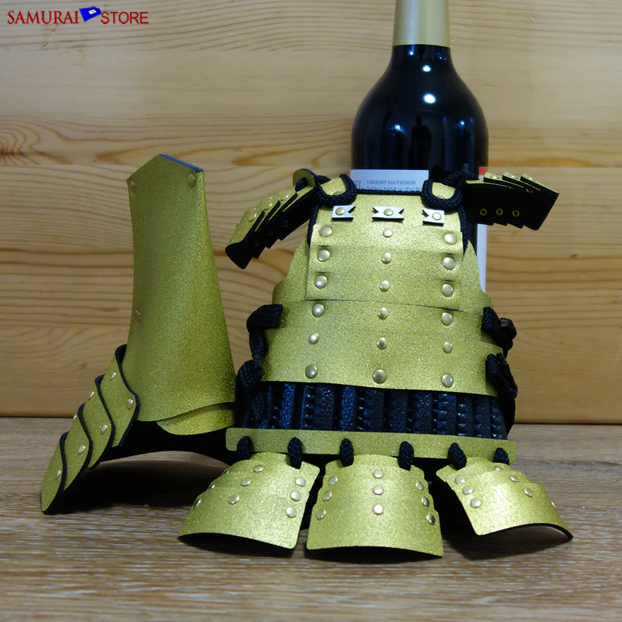 Samurai Bottle Armor Gold MAEDA TOSHIIE - Image 7