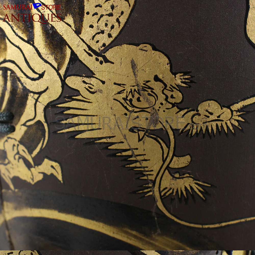 D81 Antique Samurai Armor Dragon Makie & Great horns w/ Certificate - Image 10