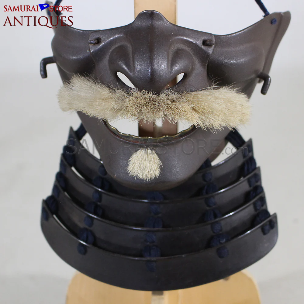 D81 Antique Samurai Armor Dragon Makie & Great horns w/ Certificate - Image 14