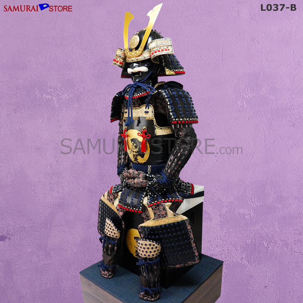 L037 DOU-GEN Suit of Armor Life-Size *The Best-seller - Image 4